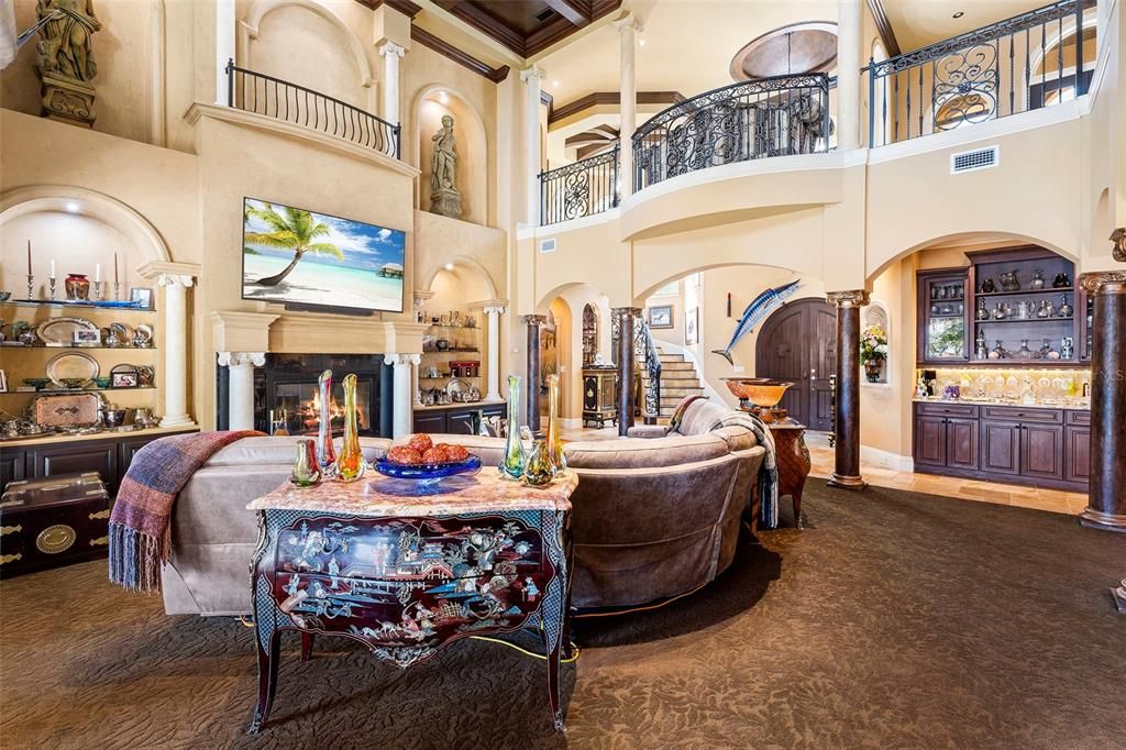 For Sale: $6,990,000 (6 beds, 5 baths, 6268 Square Feet)