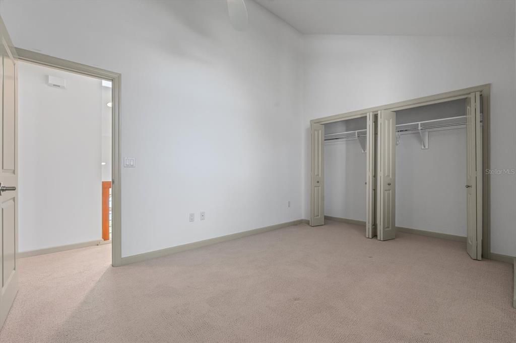 For Sale: $850,000 (3 beds, 2 baths, 3165 Square Feet)