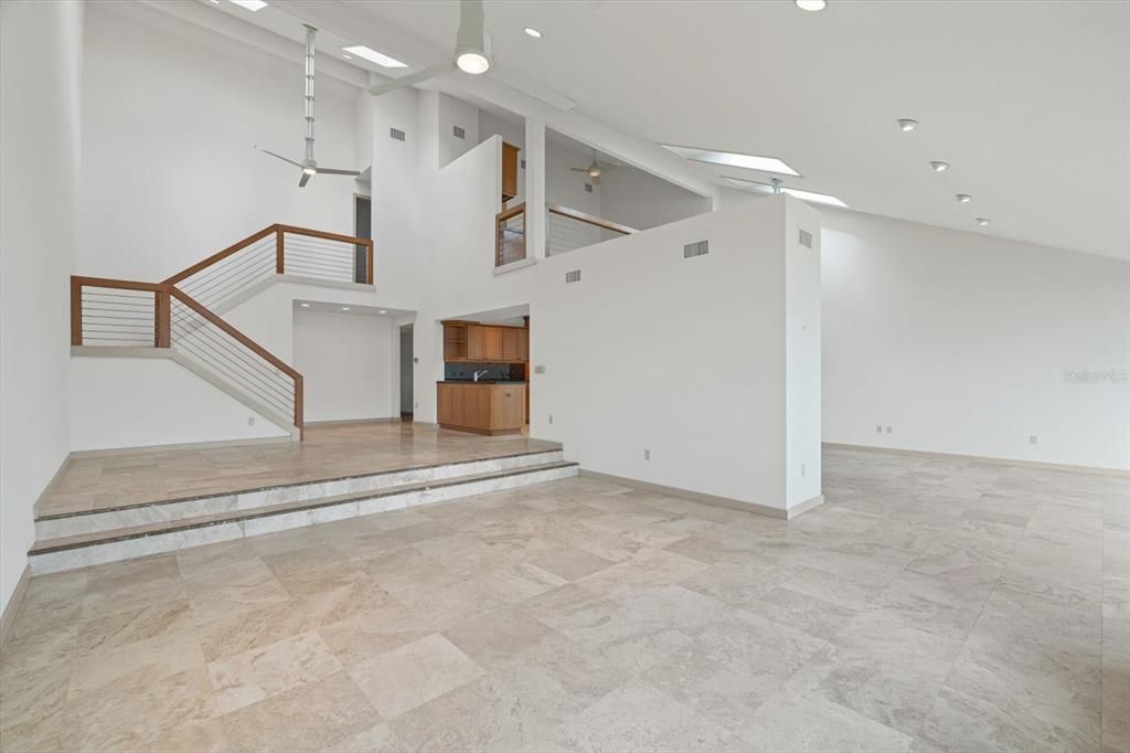 For Sale: $850,000 (3 beds, 2 baths, 3165 Square Feet)