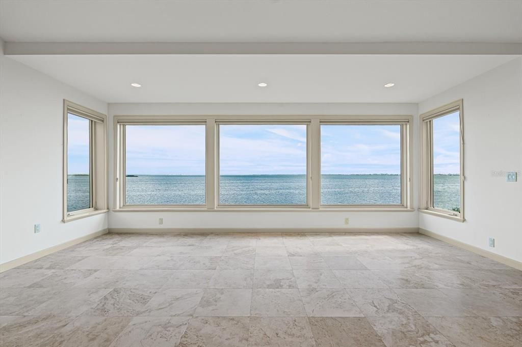 For Sale: $850,000 (3 beds, 2 baths, 3165 Square Feet)