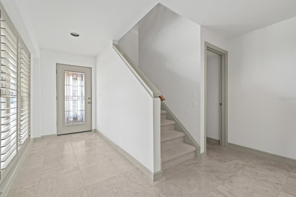 For Sale: $850,000 (3 beds, 2 baths, 3165 Square Feet)