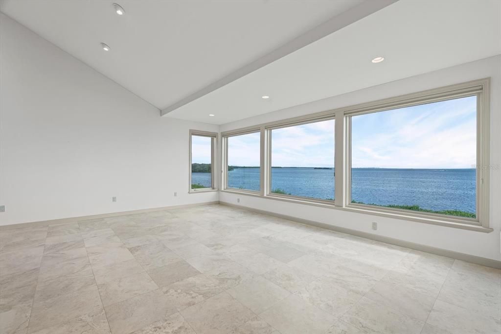 For Sale: $850,000 (3 beds, 2 baths, 3165 Square Feet)