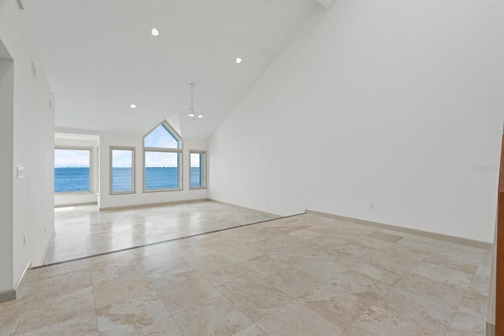 For Sale: $850,000 (3 beds, 2 baths, 3165 Square Feet)