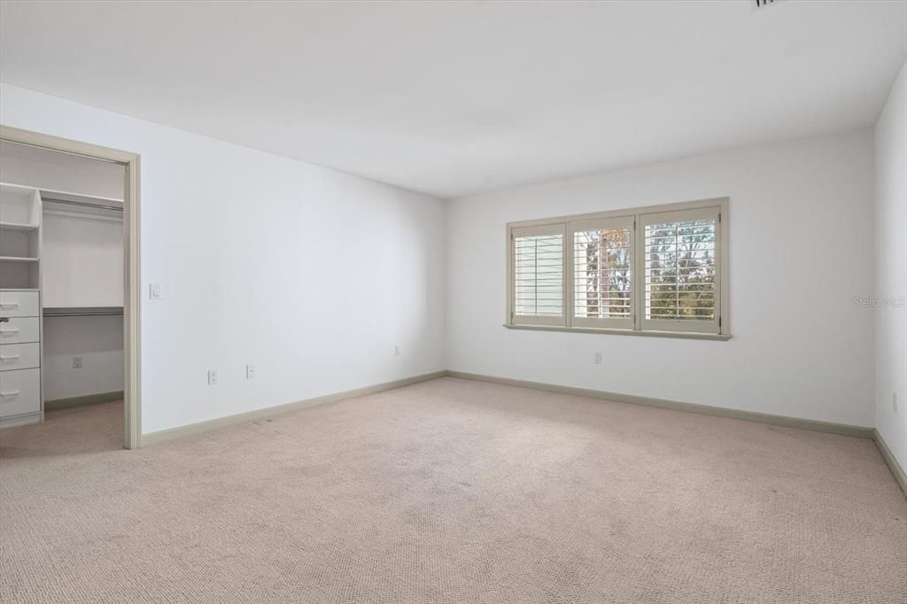 For Sale: $850,000 (3 beds, 2 baths, 3165 Square Feet)