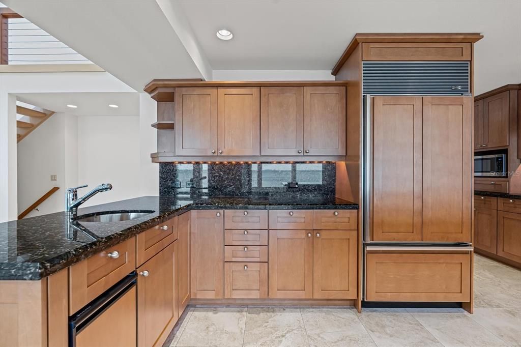 For Sale: $850,000 (3 beds, 2 baths, 3165 Square Feet)