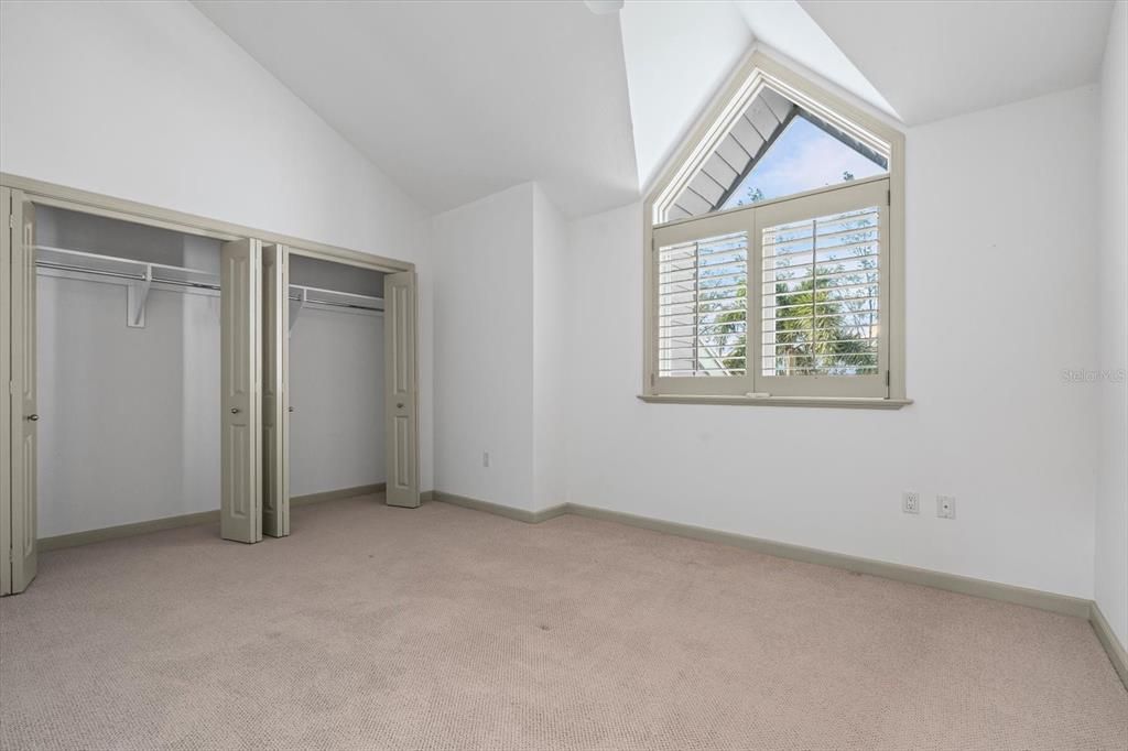 For Sale: $850,000 (3 beds, 2 baths, 3165 Square Feet)