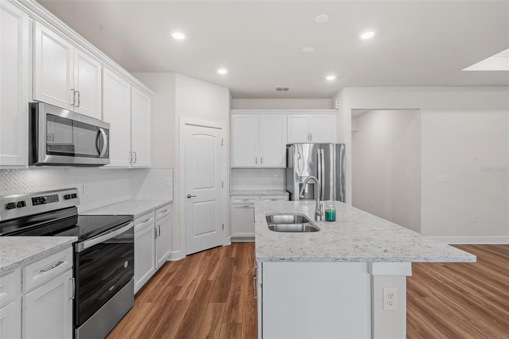 待售: $339,000 (3 贝兹, 2 浴室, 1695 平方英尺)