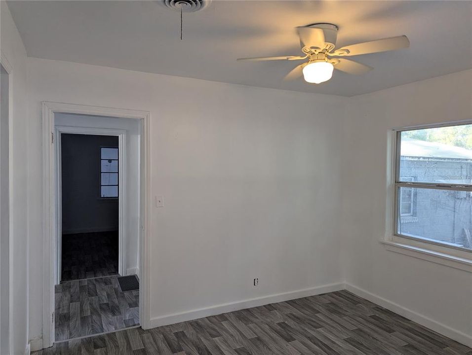 En Venta: $247,500 (2 camas, 1 baños, 922 Pies cuadrados)