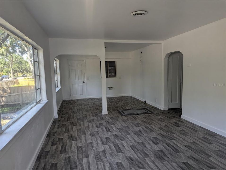 En Venta: $247,500 (2 camas, 1 baños, 922 Pies cuadrados)