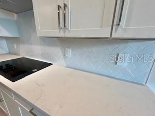 Active With Contract: $399,000 (2 beds, 2 baths, 1721 Square Feet)