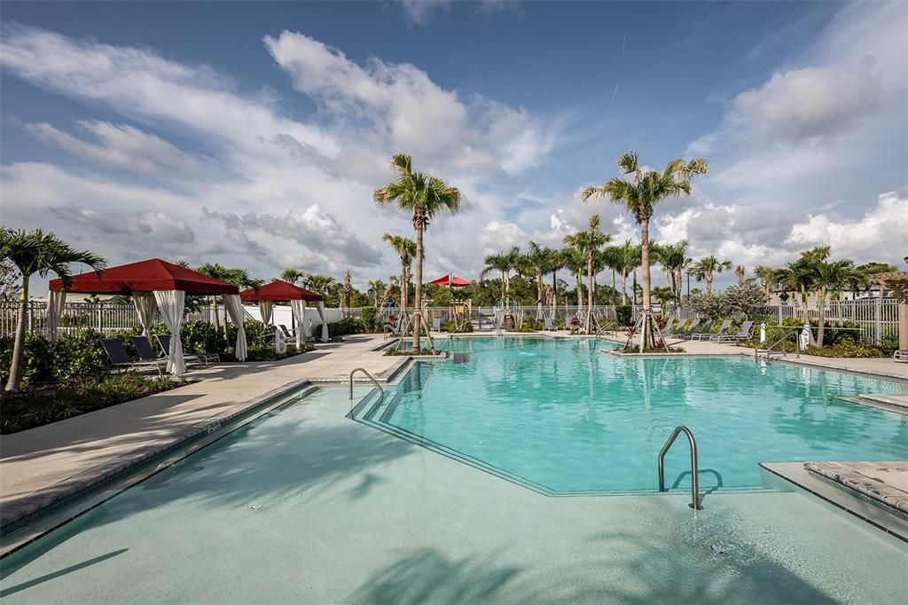 Active With Contract: $399,000 (2 beds, 2 baths, 1721 Square Feet)