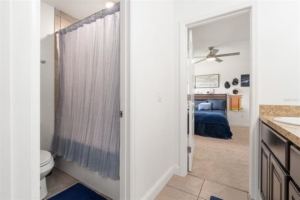 На продажу: $850,000 (5 спален, 4 ванн, 4477 Квадратных фут)