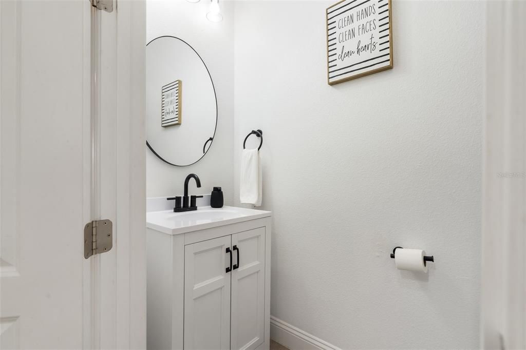 На продажу: $850,000 (5 спален, 4 ванн, 4477 Квадратных фут)