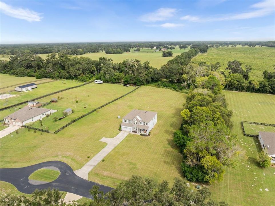 На продажу: $850,000 (5 спален, 4 ванн, 4477 Квадратных фут)