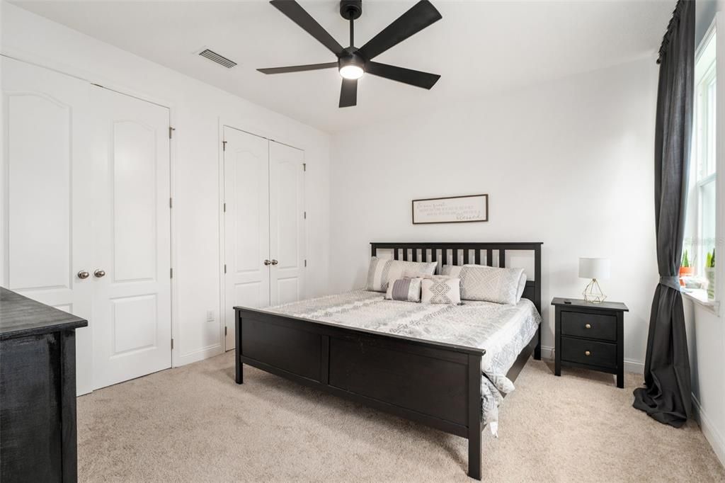 На продажу: $850,000 (5 спален, 4 ванн, 4477 Квадратных фут)