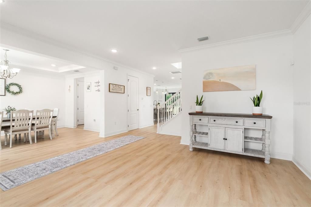 На продажу: $850,000 (5 спален, 4 ванн, 4477 Квадратных фут)