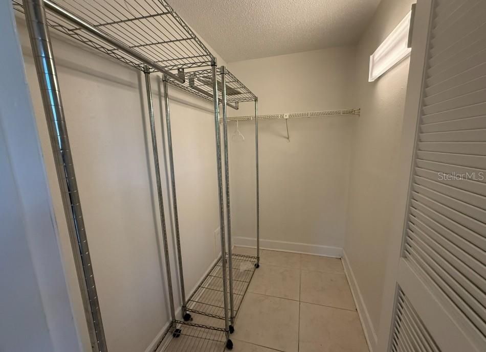 合同活跃: $1,495 (2 贝兹, 2 浴室, 784 平方英尺)