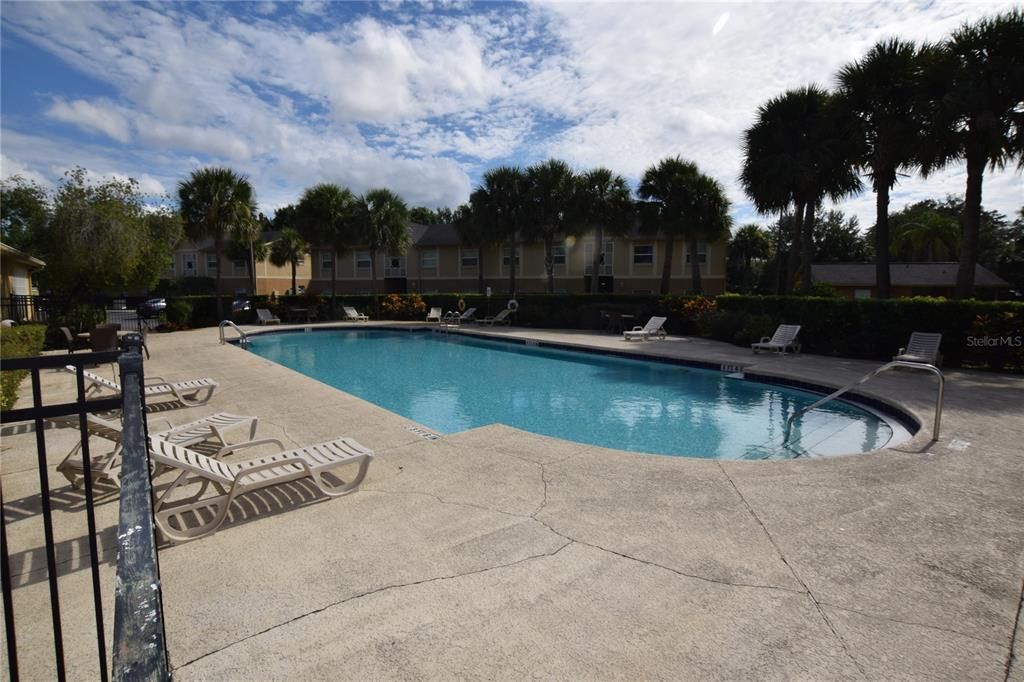 For Rent: $1,575 (2 beds, 2 baths, 905 Square Feet)