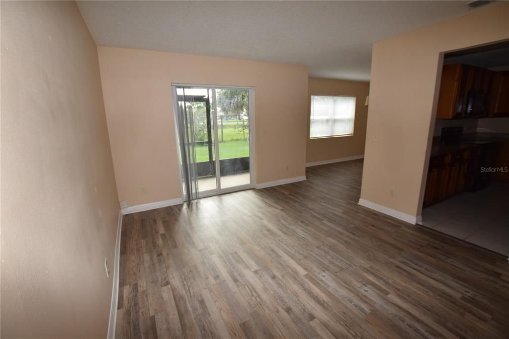 For Rent: $1,575 (2 beds, 2 baths, 905 Square Feet)