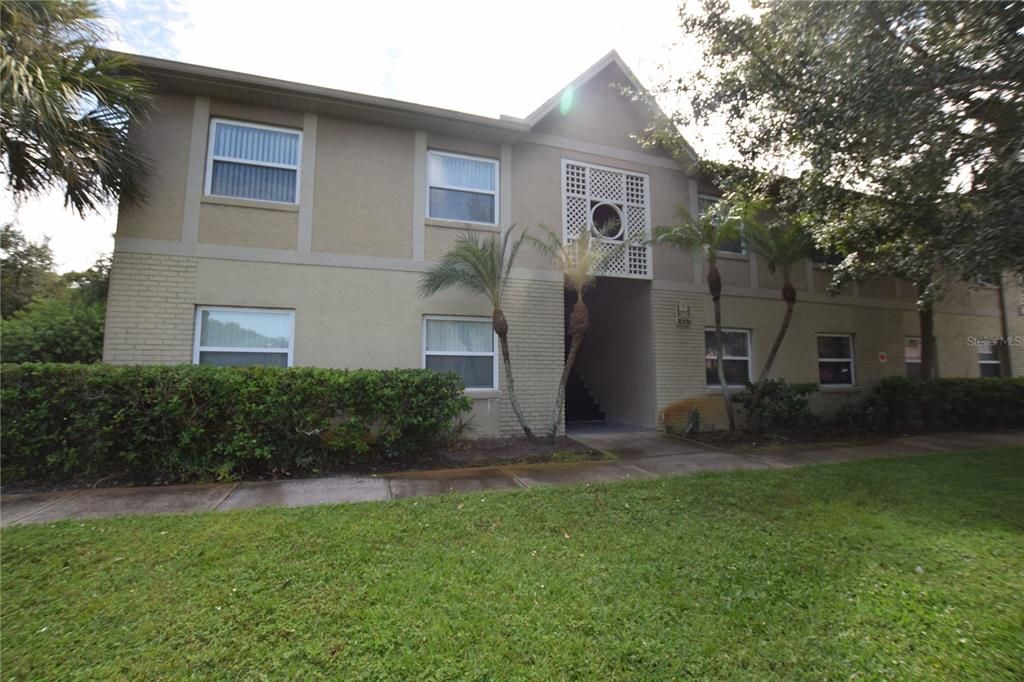 For Rent: $1,575 (2 beds, 2 baths, 905 Square Feet)