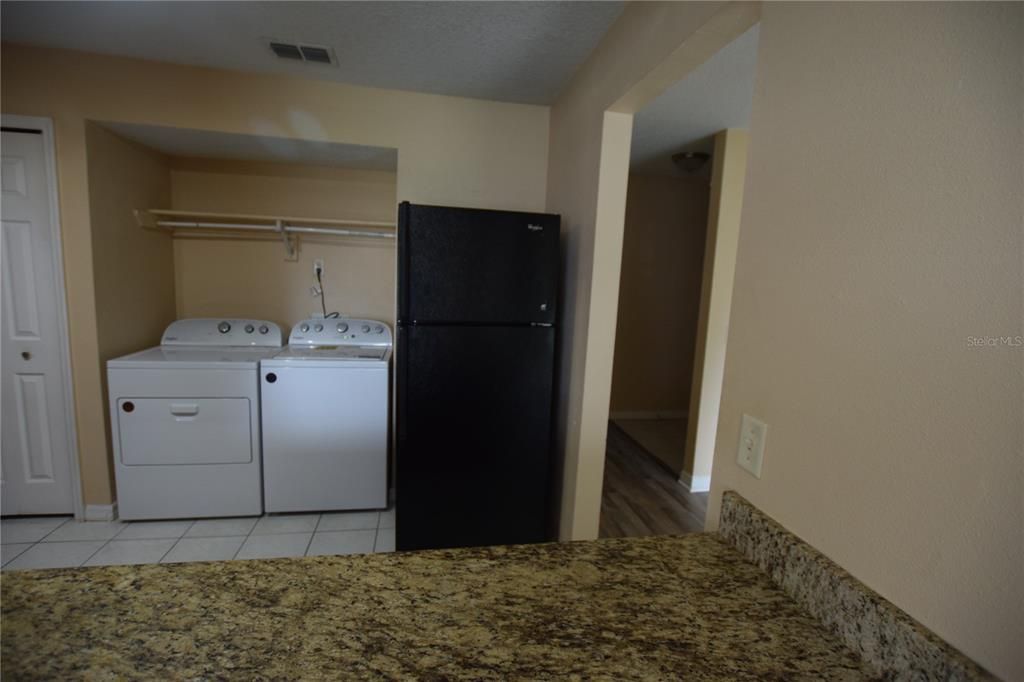 For Rent: $1,575 (2 beds, 2 baths, 905 Square Feet)