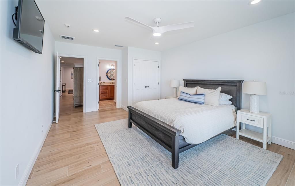 For Sale: $4,250,000 (4 beds, 5 baths, 4827 Square Feet)