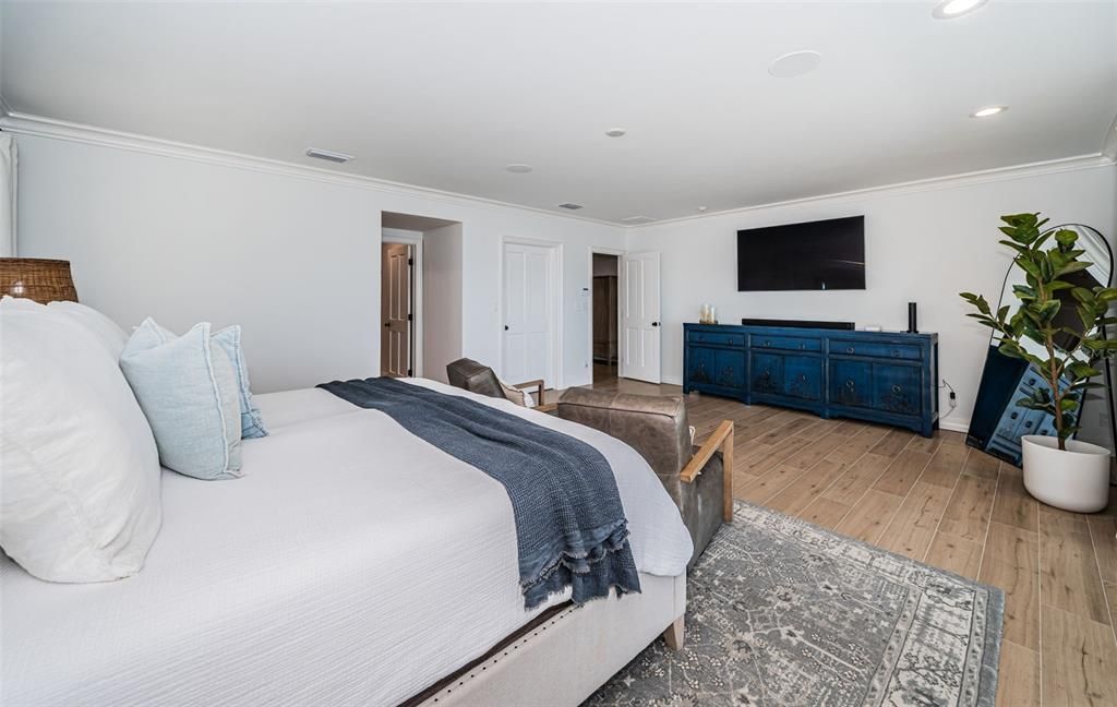 For Sale: $4,250,000 (4 beds, 5 baths, 4827 Square Feet)