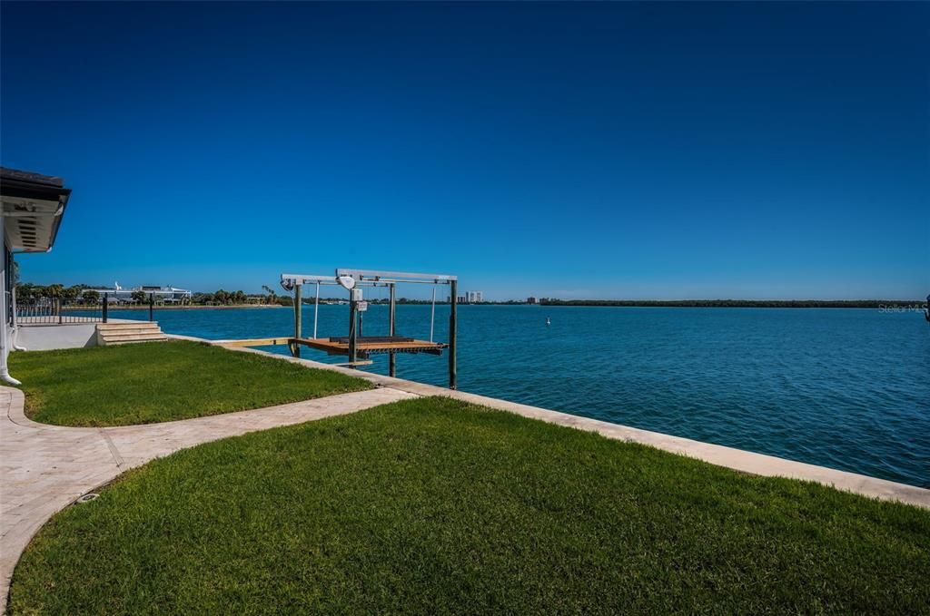 For Sale: $4,250,000 (4 beds, 5 baths, 4827 Square Feet)