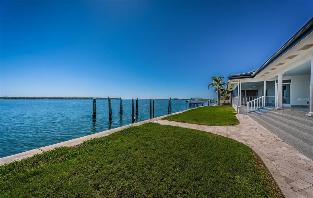 For Sale: $4,250,000 (4 beds, 5 baths, 4827 Square Feet)