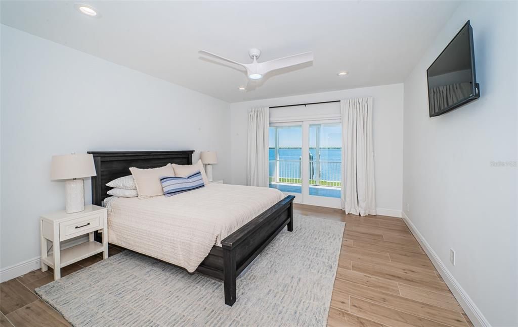 For Sale: $4,250,000 (4 beds, 5 baths, 4827 Square Feet)