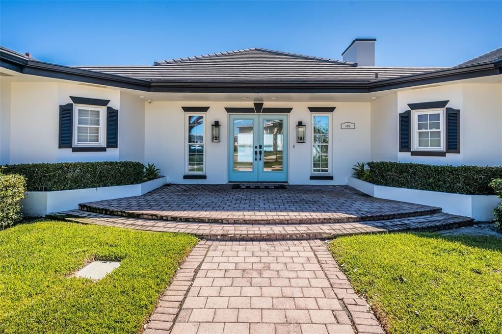 For Sale: $4,250,000 (4 beds, 5 baths, 4827 Square Feet)