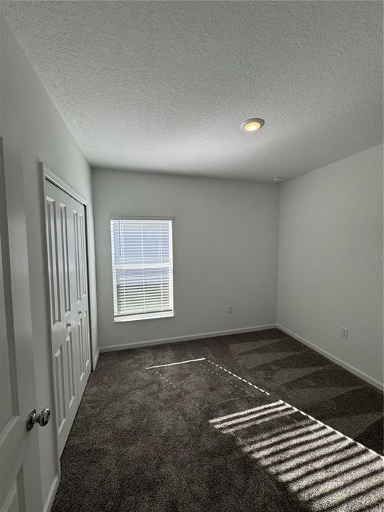 合同活跃: $2,500 (4 贝兹, 2 浴室, 1936 平方英尺)