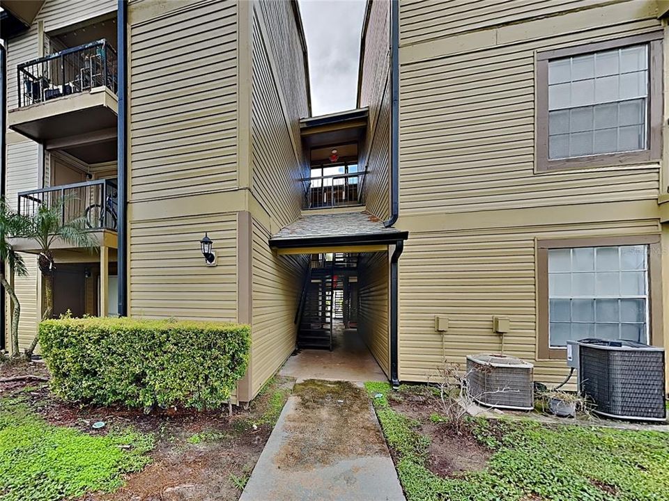 Recently Rented: $1,100 (1 beds, 1 baths, 526 Square Feet)