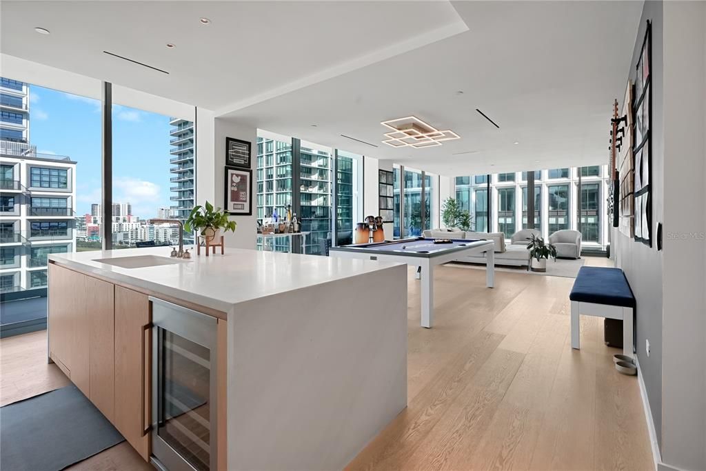 For Rent: $14,000 (2 beds, 2 baths, 2012 Square Feet)