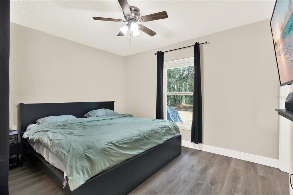 Activo con contrato: $253,000 (3 camas, 1 baños, 1000 Pies cuadrados)