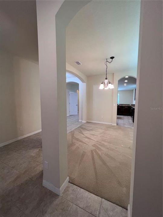 出租: $2,650 (5 贝兹, 3 浴室, 3224 平方英尺)