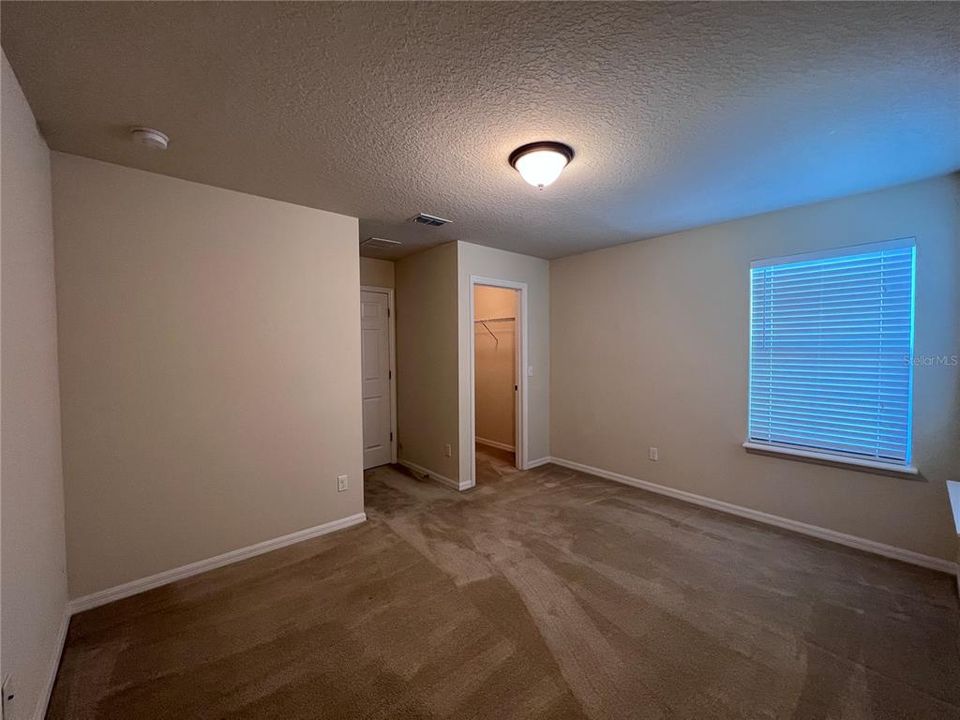 出租: $2,650 (5 贝兹, 3 浴室, 3224 平方英尺)