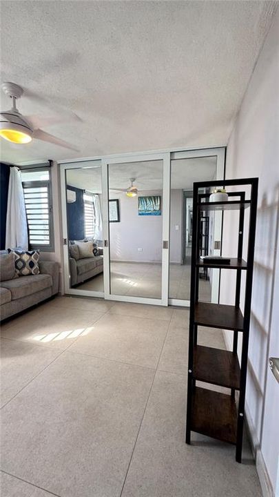 For Rent: $2,800 (2 beds, 2 baths, 1382 Square Feet)