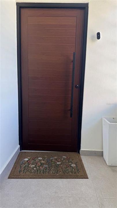 For Rent: $2,800 (2 beds, 2 baths, 1382 Square Feet)