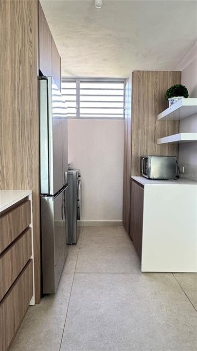 For Rent: $2,800 (2 beds, 2 baths, 1382 Square Feet)