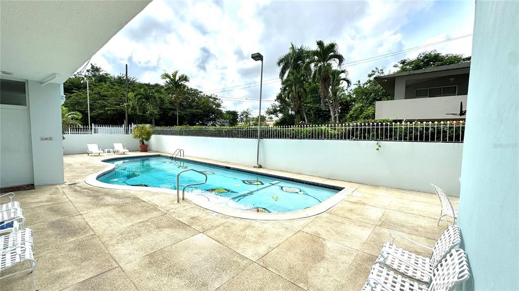 For Rent: $2,800 (2 beds, 2 baths, 1382 Square Feet)