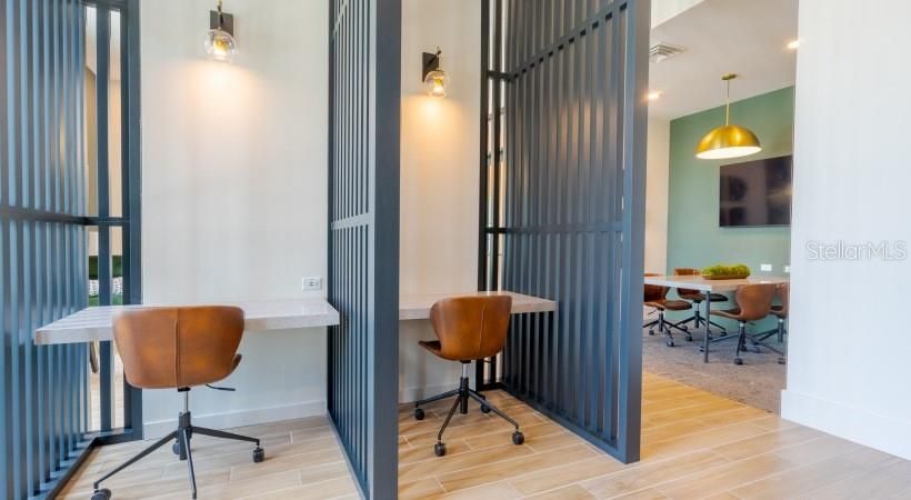 For Rent: $1,395 (1 beds, 1 baths, 669 Square Feet)