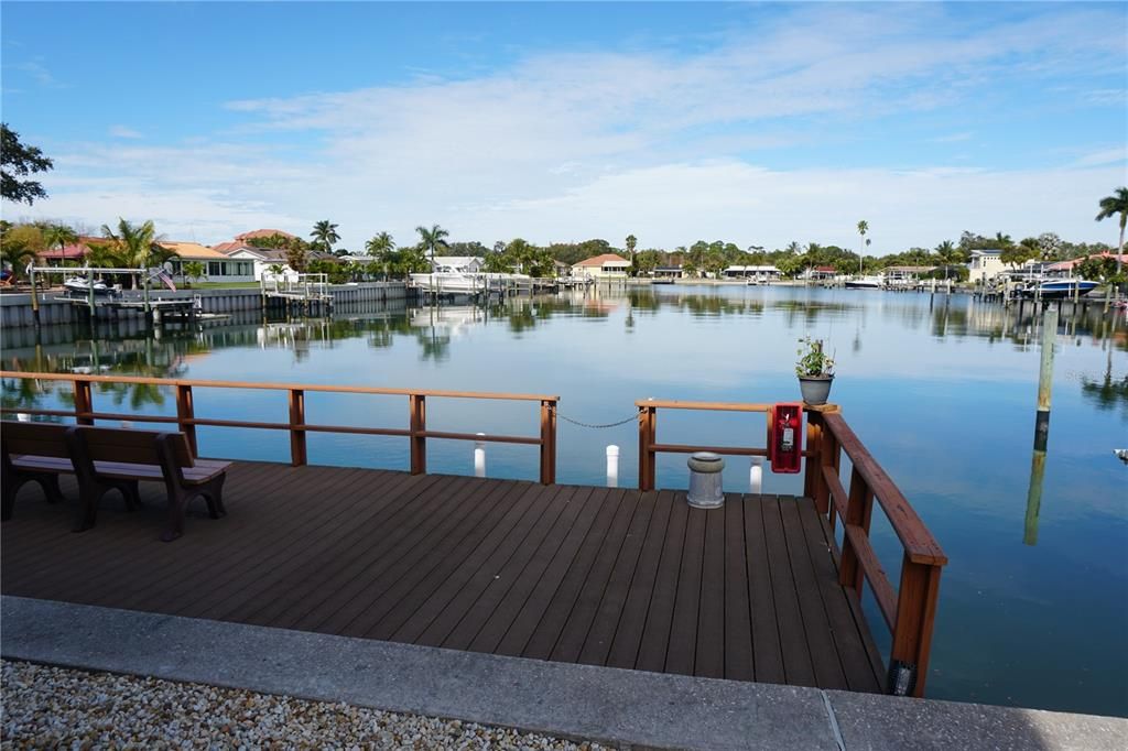 For Sale: $189,000 (1 beds, 1 baths, 840 Square Feet)