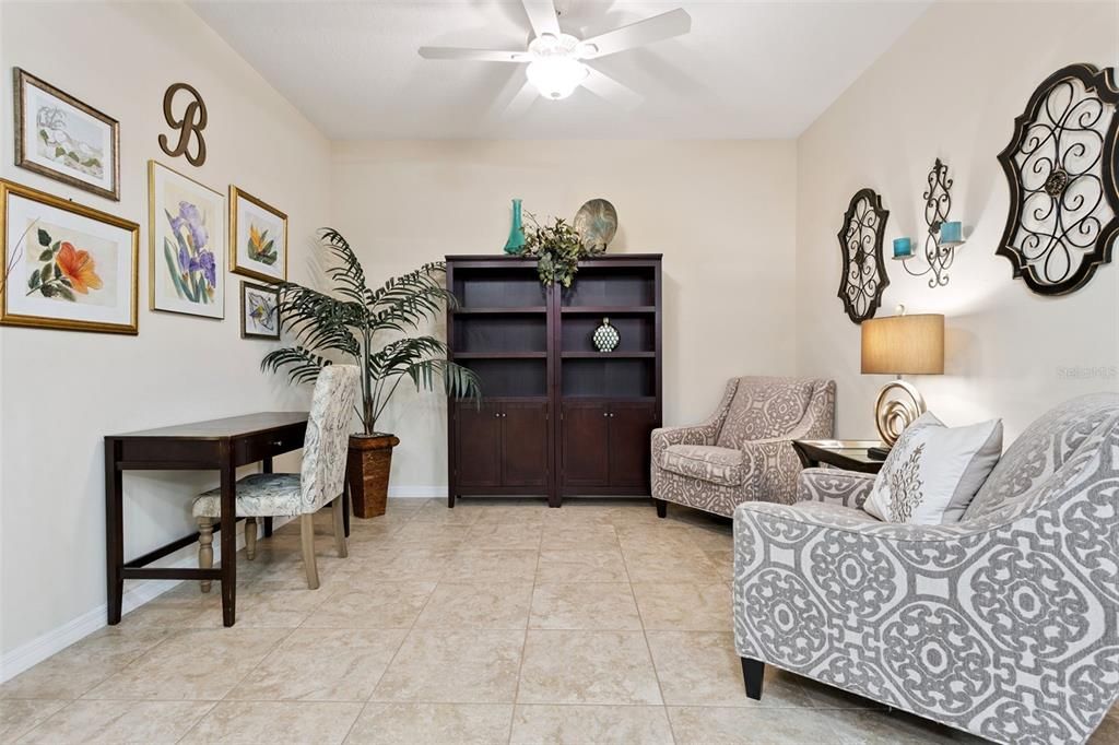 For Sale: $278,500 (2 beds, 2 baths, 1374 Square Feet)