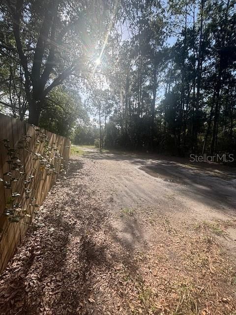 На продажу: $39,999 (3.28 acres)