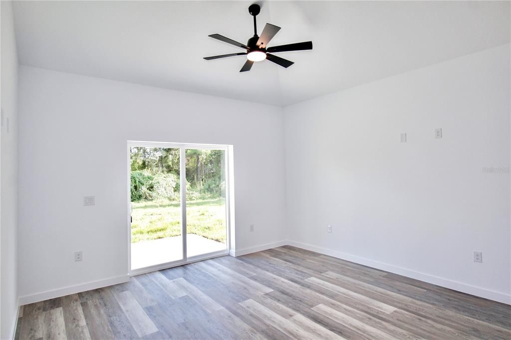 For Sale: $304,990 (3 beds, 2 baths, 1340 Square Feet)