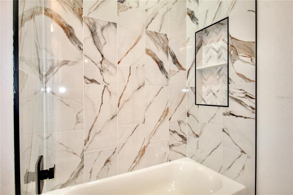 For Sale: $304,990 (3 beds, 2 baths, 1340 Square Feet)