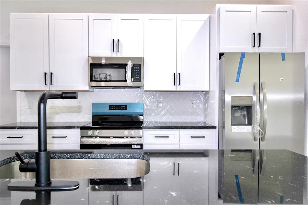 For Sale: $304,990 (3 beds, 2 baths, 1340 Square Feet)