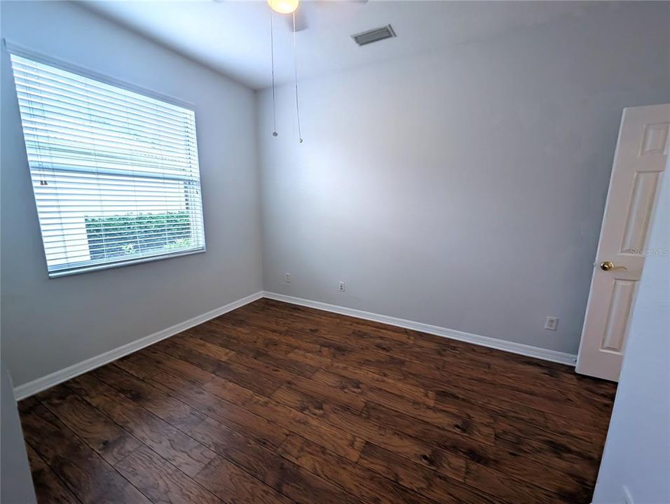 For Rent: $2,500 (3 beds, 2 baths, 1476 Square Feet)