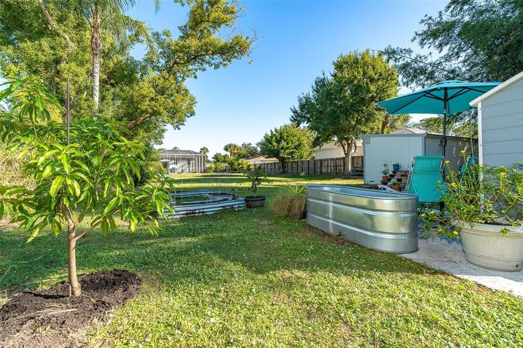 Active With Contract: $479,900 (2 beds, 2 baths, 1017 Square Feet)